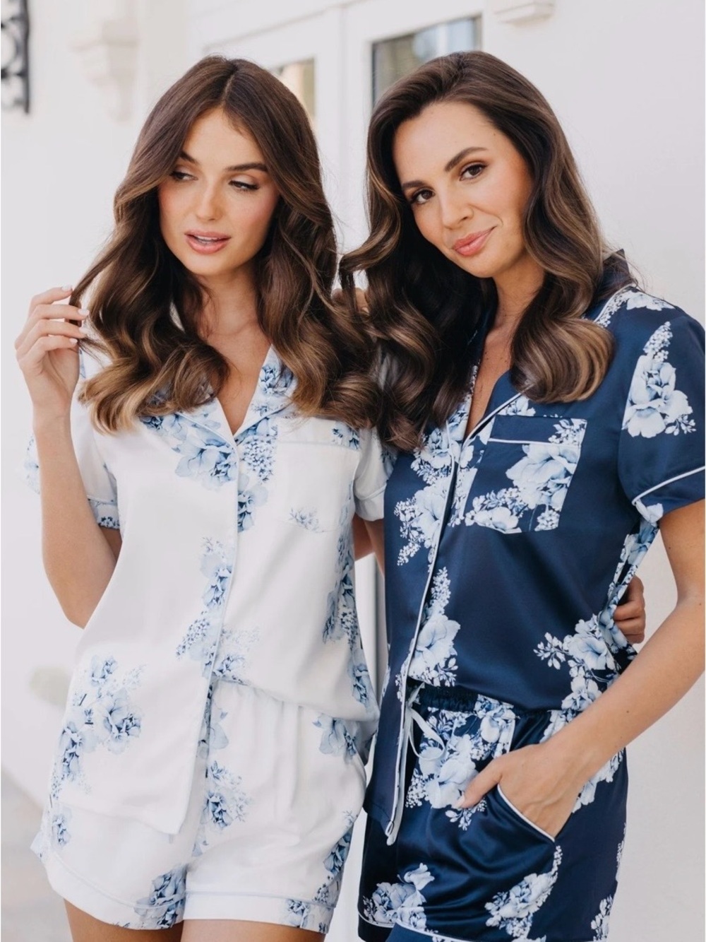 Le Rose Women's Blue Floral Satin Short Pajama Set - Matching Top & Shorts - Picture 1 of 5
